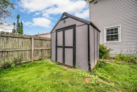 731 Redwood Drive Canal Fulton OH 44614