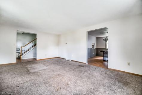 731 Redwood Drive Canal Fulton OH 44614