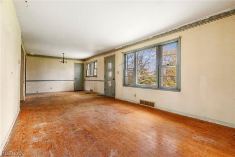 11829 Marlboro Avenue Alliance OH 44601