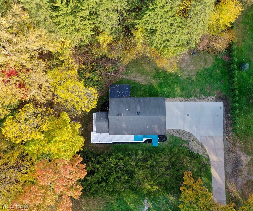 35 Riverside Drive Painesville OH 44077
