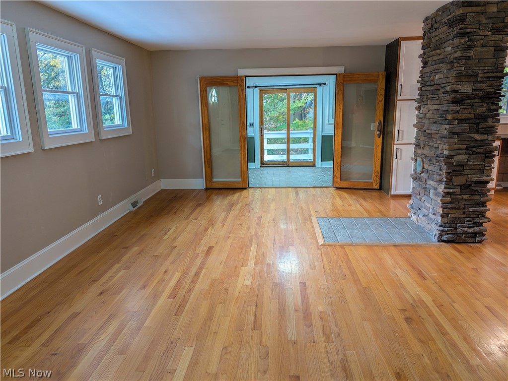 35 Riverside Drive Painesville OH 44077