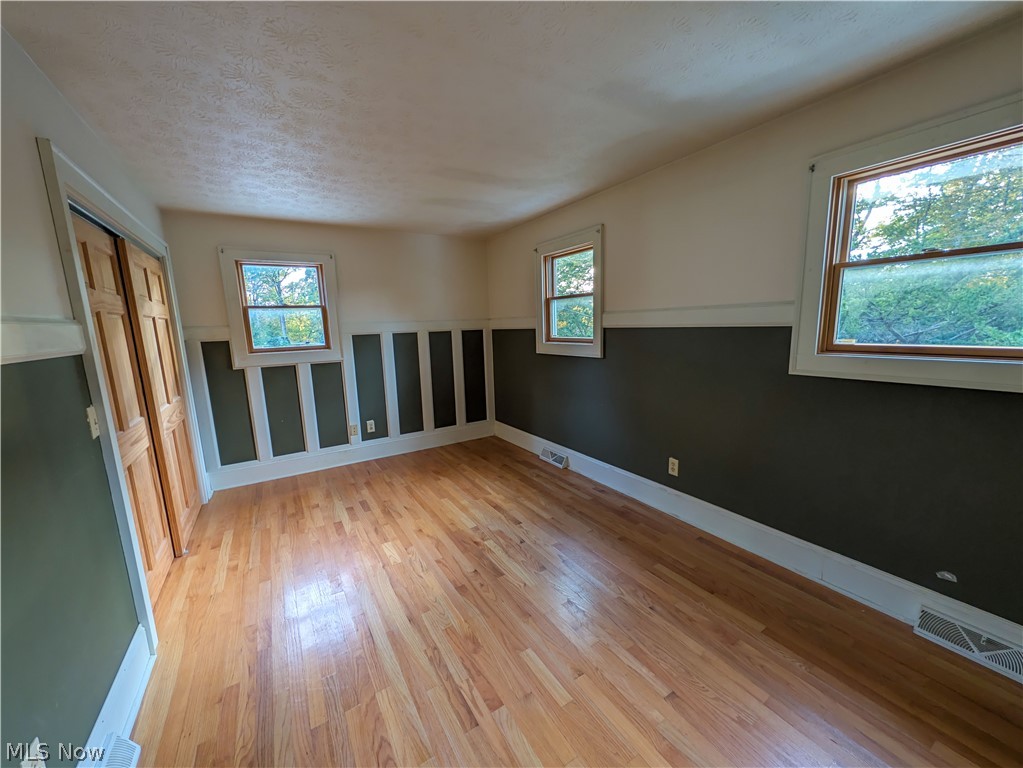 35 Riverside Drive Painesville OH 44077