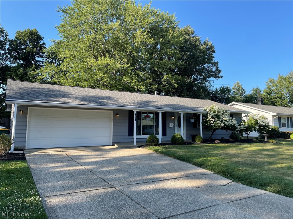 8289 Findley Drive Mentor OH 44060