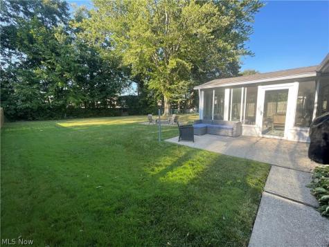 8289 Findley Drive Mentor OH 44060