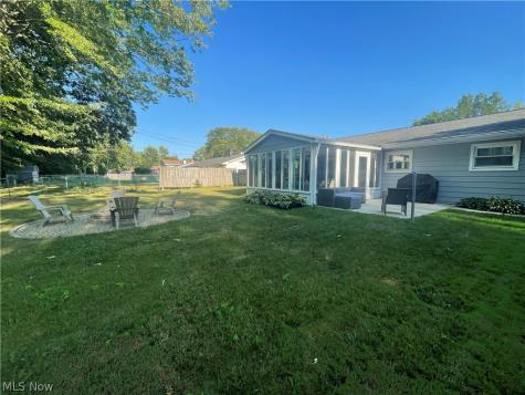 8289 Findley Drive Mentor OH 44060
