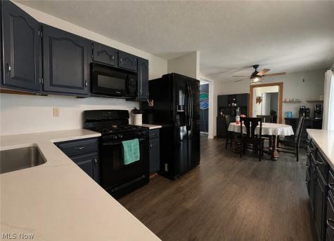 8289 Findley Drive Mentor OH 44060