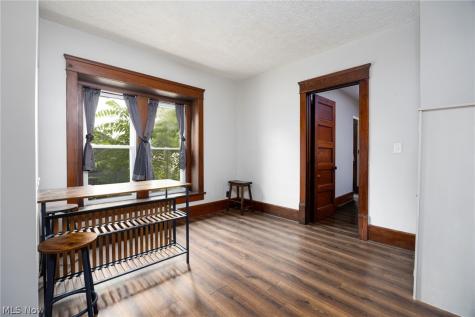 36 W Hiram Street Barberton OH 44203