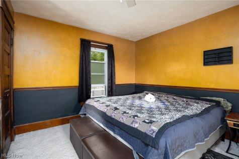 36 W Hiram Street Barberton OH 44203