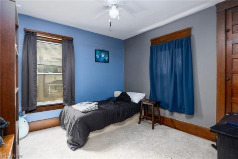 36 W Hiram Street Barberton OH 44203