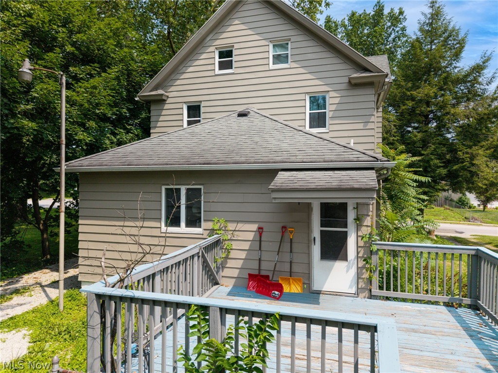 36 W Hiram Street Barberton OH 44203