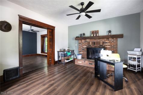 36 W Hiram Street Barberton OH 44203