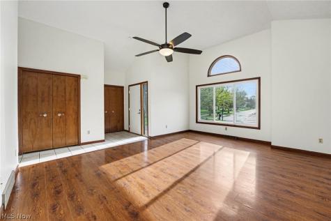 9505 Green Valley Drive Mentor OH 44060
