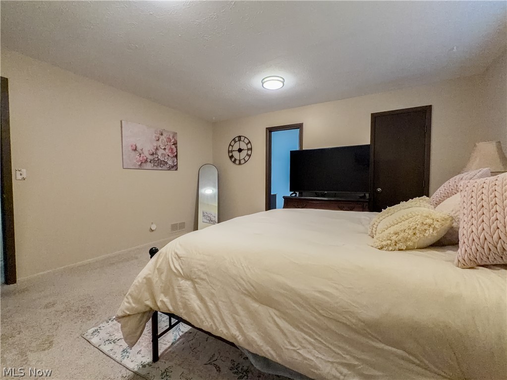 27561 Linwood Circle North Olmsted OH 44070