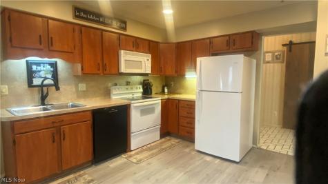 27561 Linwood Circle North Olmsted OH 44070