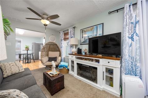 757 Dunny Avenue Sheffield Lake OH 44054