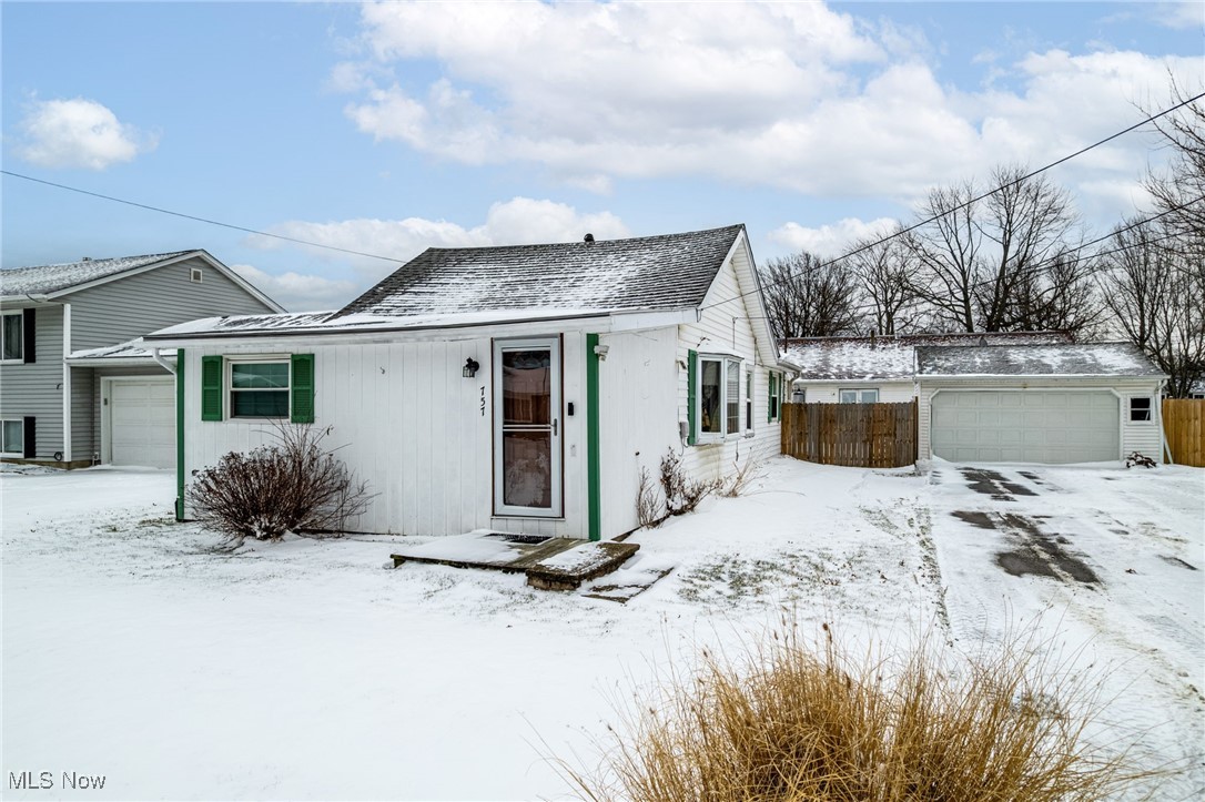 757 Dunny Avenue Sheffield Lake OH 44054