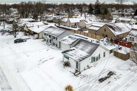 757 Dunny Avenue Sheffield Lake OH 44054