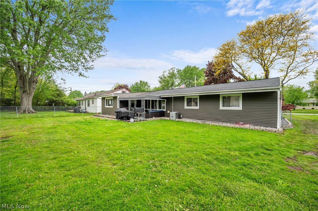 8498 Hallnorth Drive Mentor OH 44060