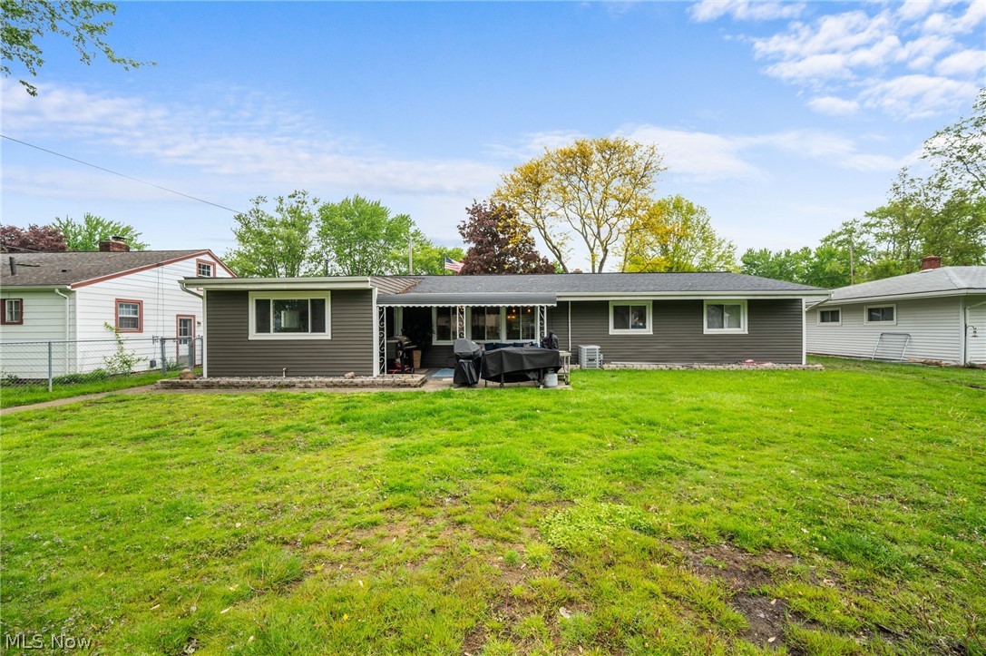 8498 Hallnorth Drive Mentor OH 44060
