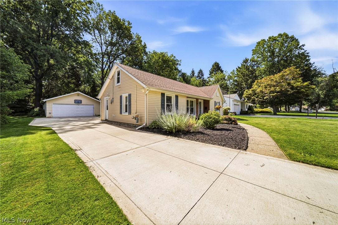 8225 Dartmoor Road Mentor OH 44060