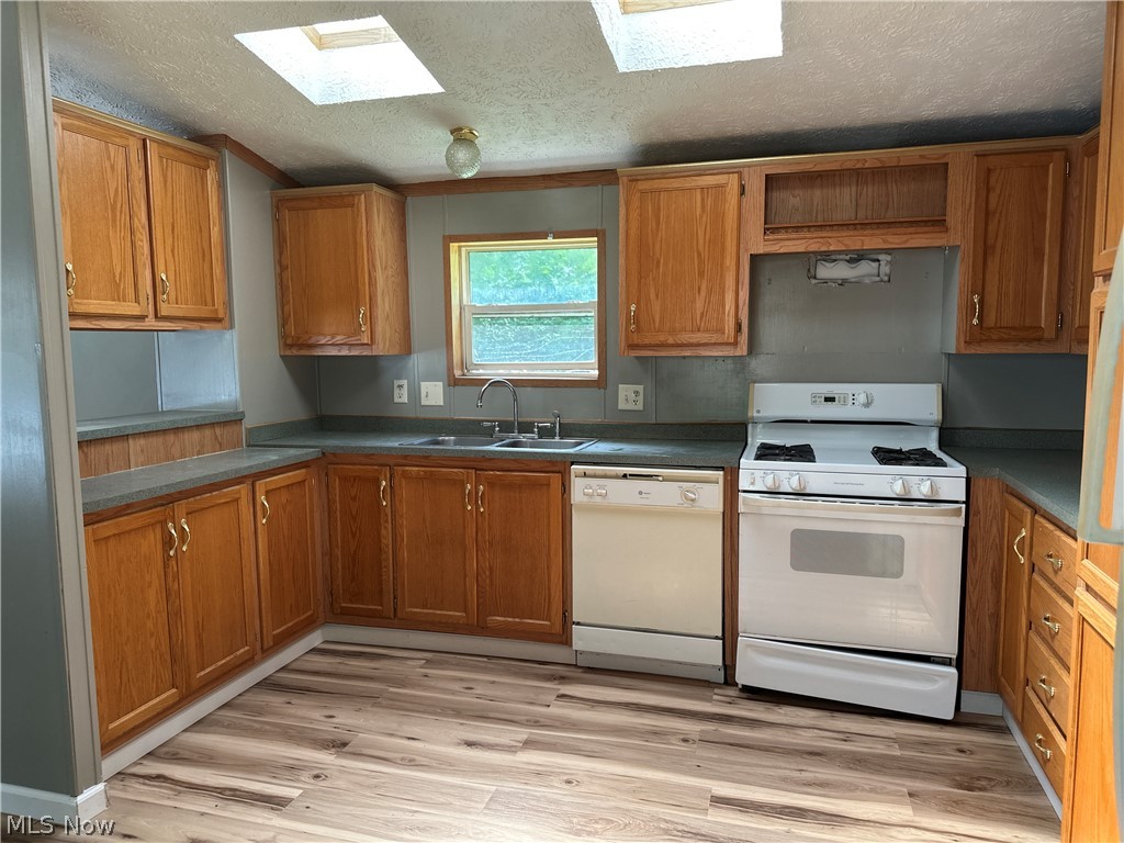 4871 Edwards Drive Geneva OH 44041
