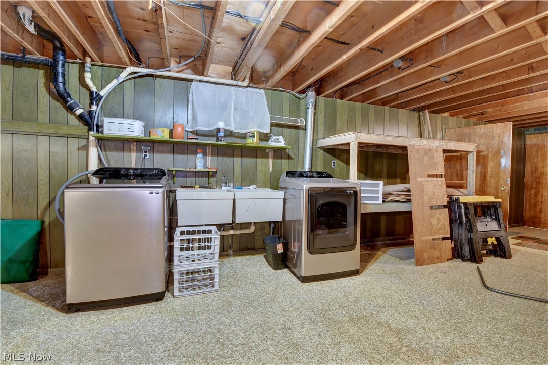 160 Mark Avenue Killbuck OH 44637
