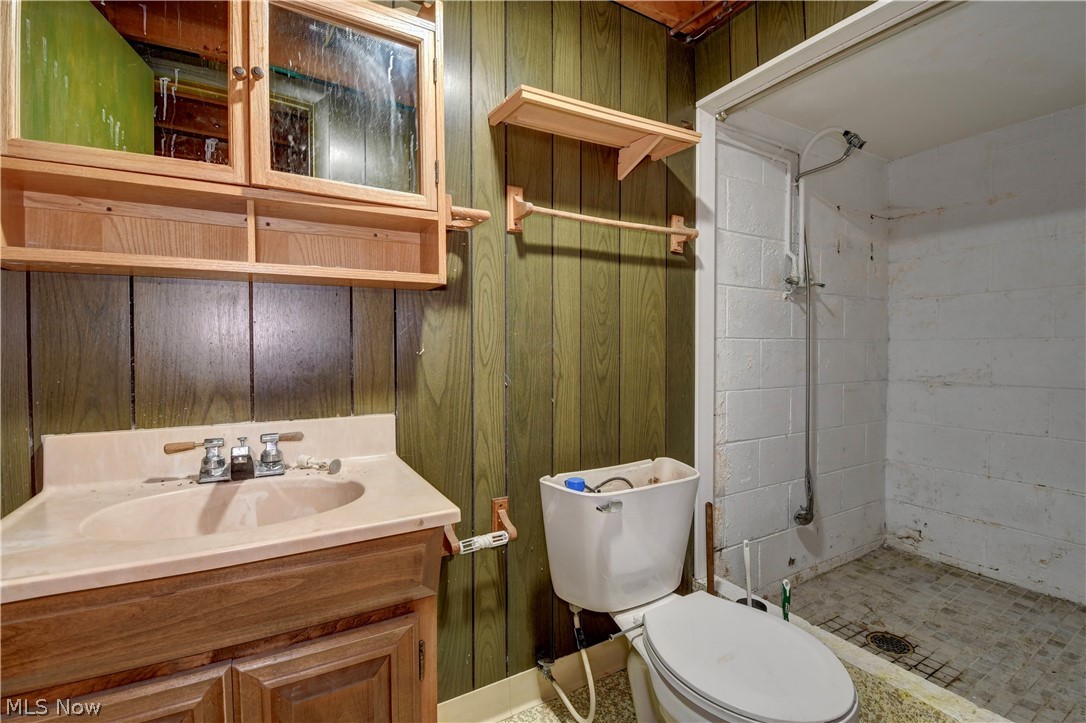 160 Mark Avenue Killbuck OH 44637