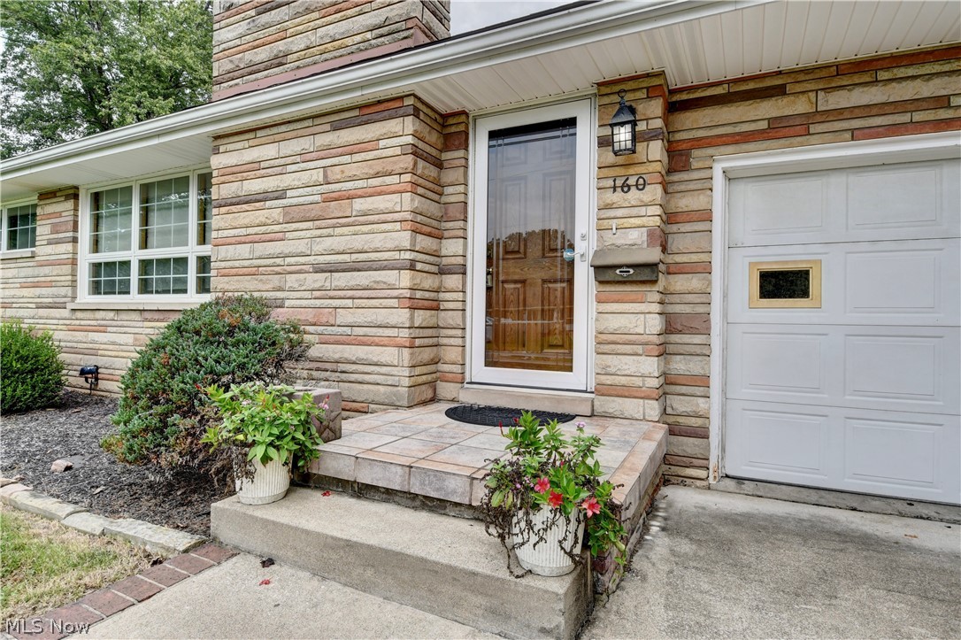 160 Mark Avenue Killbuck OH 44637