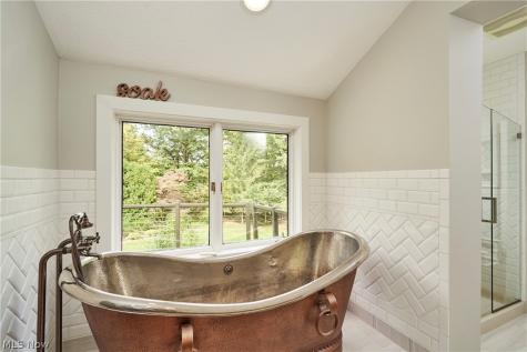2593 Revere Drive Bath OH 44333