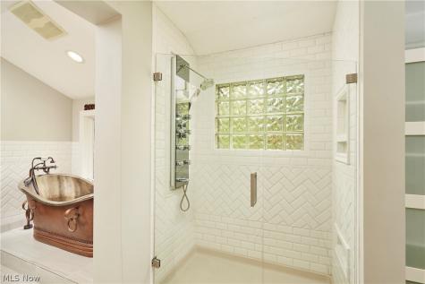 2593 Revere Drive Bath OH 44333
