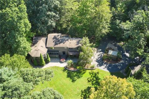 2593 Revere Drive Bath OH 44333