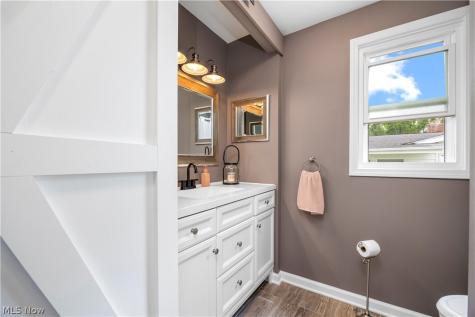 11492 Ridge Road North Royalton OH 44133