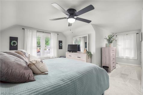 11492 Ridge Road North Royalton OH 44133