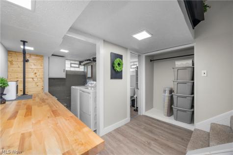 11492 Ridge Road North Royalton OH 44133