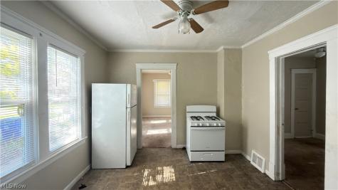 10706 Reno Avenue Cleveland OH 44105