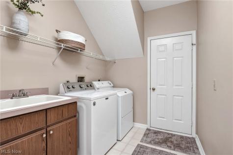 20626 Morar Circle Strongsville OH 44149