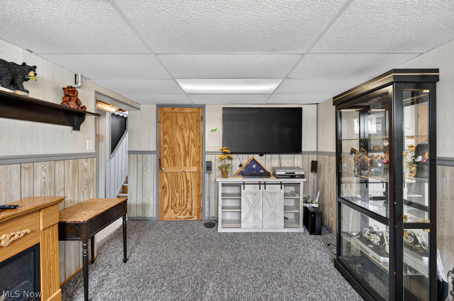 7502 Ira Avenue Cleveland OH 44144