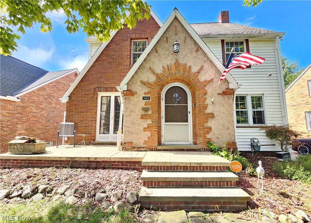 6454 S Canterbury Road Parma OH 44129