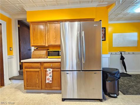 6454 S Canterbury Road Parma OH 44129