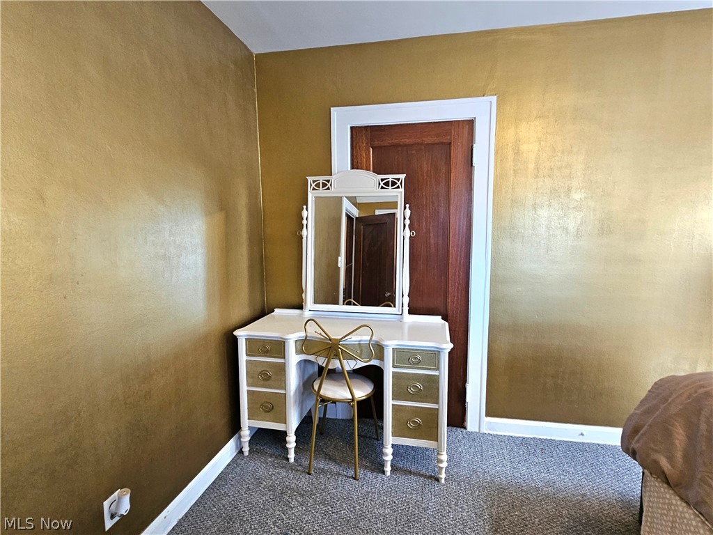 6454 S Canterbury Road Parma OH 44129