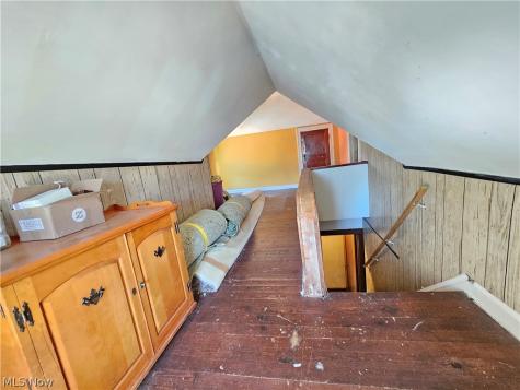 6454 S Canterbury Road Parma OH 44129