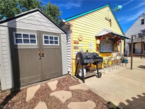 6454 S Canterbury Road Parma OH 44129