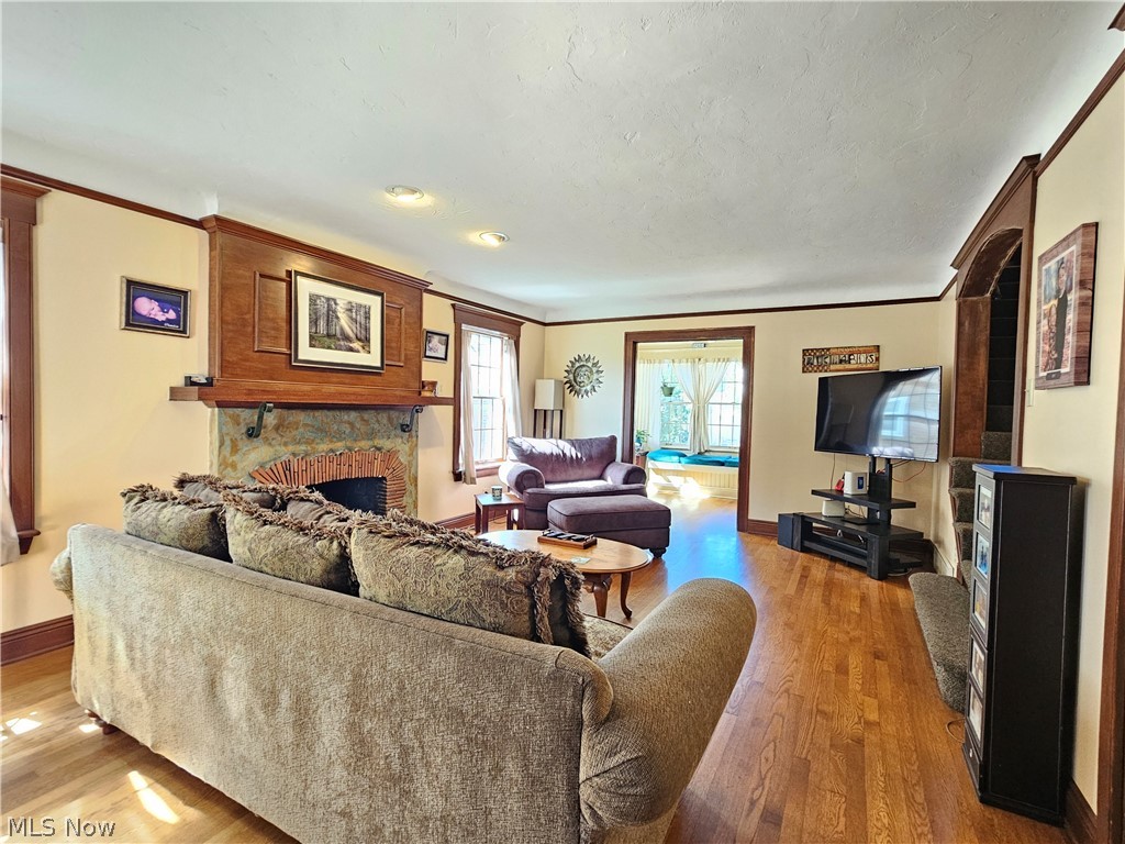 6454 S Canterbury Road Parma OH 44129