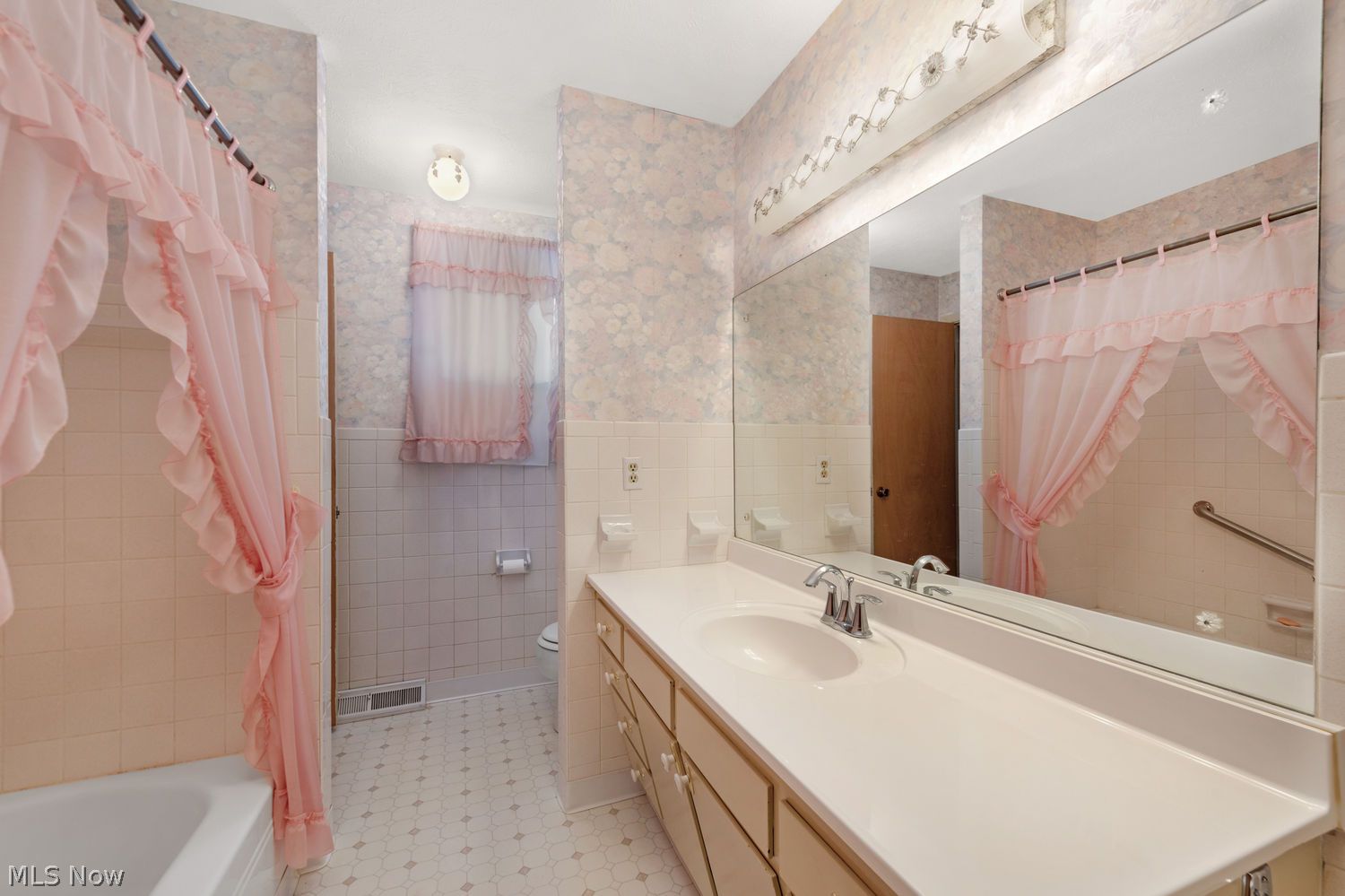 7235 Normandy Drive Parma OH 44134