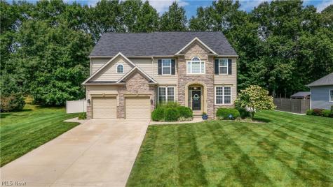 2160 Hunting Valley Lane Streetsboro OH 44241