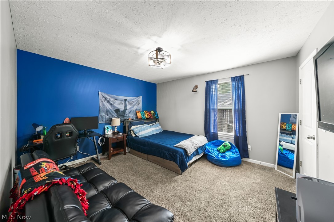 2160 Hunting Valley Lane Streetsboro OH 44241