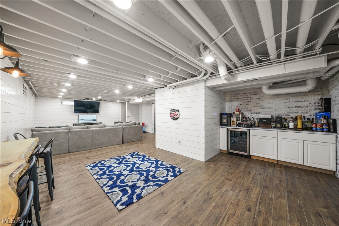 2160 Hunting Valley Lane Streetsboro OH 44241
