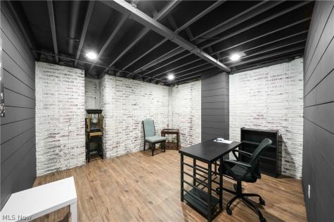 2160 Hunting Valley Lane Streetsboro OH 44241