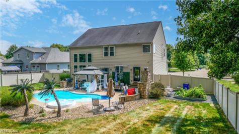 2160 Hunting Valley Lane Streetsboro OH 44241