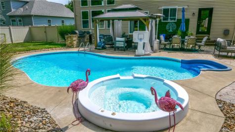 2160 Hunting Valley Lane Streetsboro OH 44241
